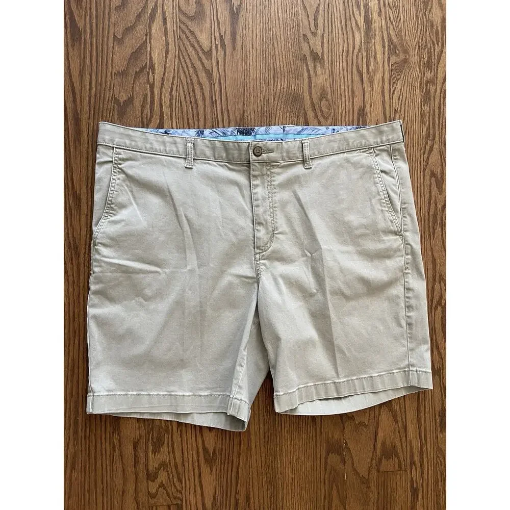 Lot of 2 Tommy Bahama Shorts Mens 42 Gray Khaki Chino Flat Front Stretch Casual